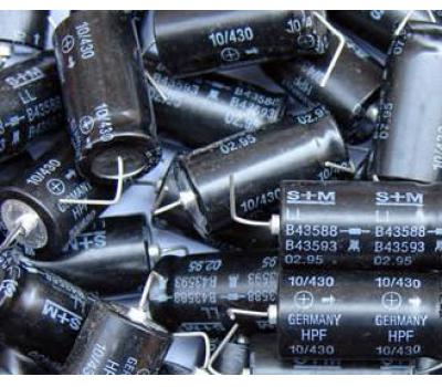 Epcos 10uF 430V Electrolytic Capacitor