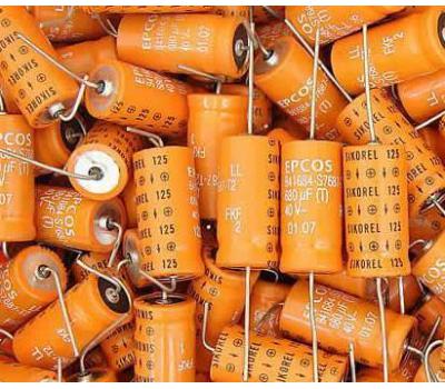 Epcos 680uF 40V Electrolytic Capacitor